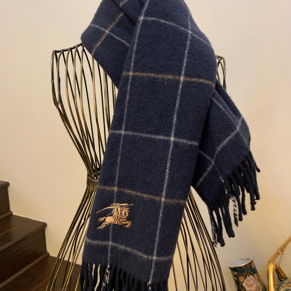 BURBERRY Shawl